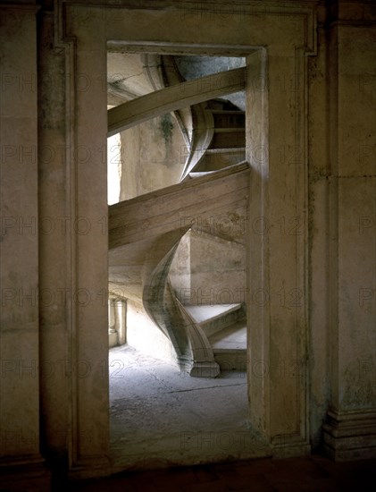 TORRALVA DIEGO
ESCALERA DE CARACOL DEL GRAN CLAUSTRO O CLAUSTRO DE LOS FELIPES - 1557/66
TOMAR, CONVENTO DEL SANTO CRISTO
PORTUGAL