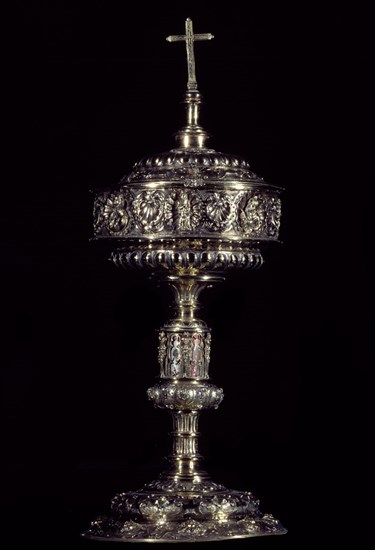 ONATE H
COPON-PLATA DORADA-1560-80
TAFALLA, IGLESIA DE SANTA MARIA
NAVARRA
This image is not downloadable. Contact us for the high res.