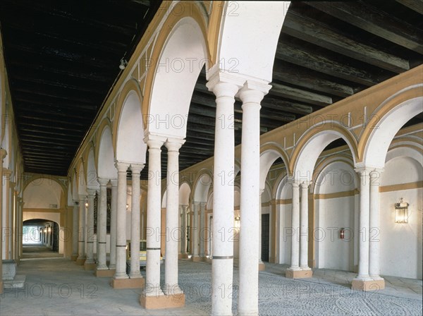 APEADERO DE LOS COCHES DE CABALLOS-COLUMNAS GEMELAS
SEVILLA, REALES ALCAZARES
SEVILLA

This image is not downloadable. Contact us for the high res.