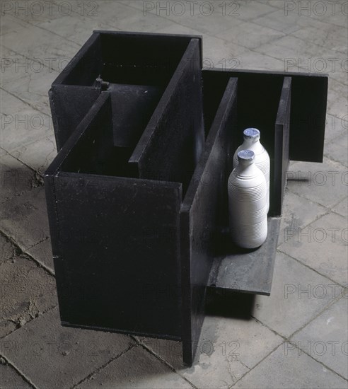 COLOMER JORDI
DOMESTIC-1987-HIERRO Y VARIOS-48X80X70 CMS
This image is not downloadable. Contact us for the high res.
