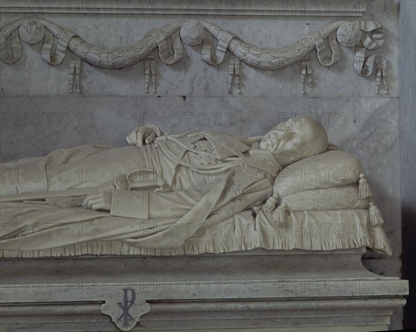 SEPULCRO DE D RAMON MARIA NARVAEZ-DETALLE DE MEDIO CUERPO
LOJA, PANTEON
GRANADA