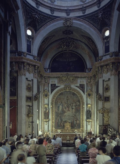 INTERIOR DE LA IGLESIA
GRANADA, IGLESIA DE LA MAGDALENA
GRANADA