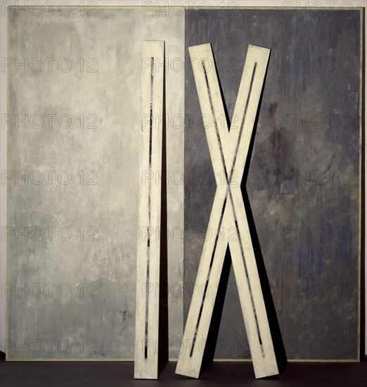 SERRANO SANTIAGO
PINTURA-NUEVE EN NUMEROS ROMANOS
MADRID, GALERIA SOLEDAD LORENZO
MADRID