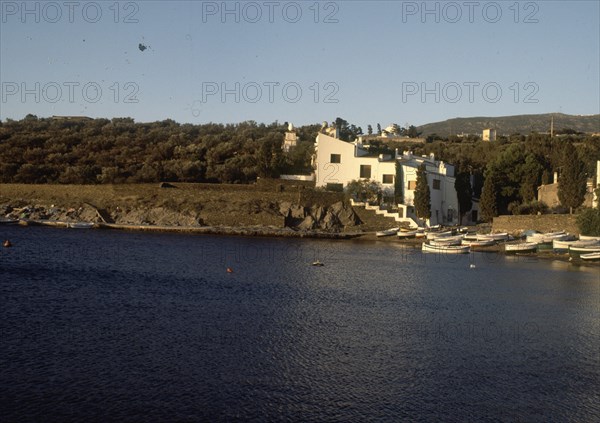 CASA DONDE VIVIO DALI DESDE EL MAR
PORT LLIGAT, EXTERIOR
GERONA

This image is not downloadable. Contact us for the high res.