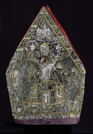 Mitre d'évèque
La Passion et la Résurrection.