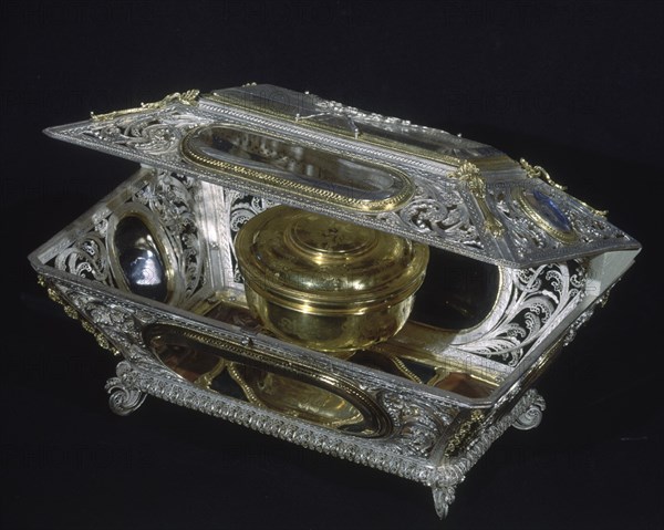 URNA DE JUEVES SANTO-CRISTAL-ORO-AGATA-PROCEDE DE ITALIA
SALAMANCA, UNIVERSIDAD-MUSEO
SALAMANCA
This image is not downloadable. Contact us for the high res.