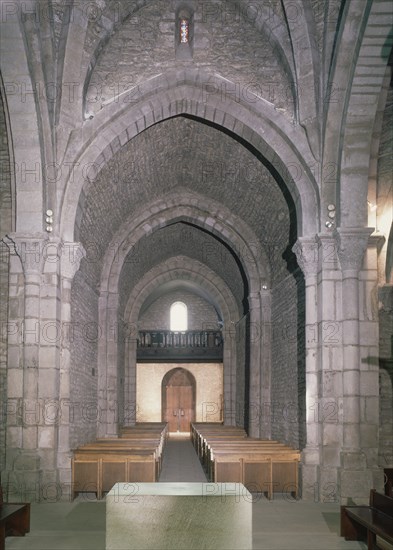 INTERIOR DE LA IGLESIA HACIA LOS PIES-BOVEDA DE CAÑON OJIVAL
ESTIBALIZ, SANTUARIO DE SANTA MARIA
ALAVA

This image is not downloadable. Contact us for the high res.