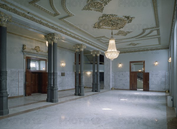 INTERIOR-HALL DE LA PRIMERA PLANTA-
SANTA CRUZ, TEATRO GUIMERA
TENERIFE
This image is not downloadable. Contact us for the high res.