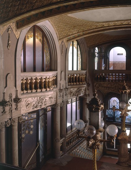 DOMENECH Y MONTANER LLUIS
ESCALERA-VISTA DESDE LA PLANTA SUPERIOR-BALCONES-
BARCELONA, PALACIO DE LA MUSICA
BARCELONA