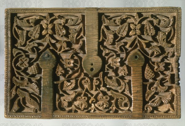 HALAF
ARQUETA DE FITERO-TAPA-966 DC-HISPANO-MUSULMAN
PAMPLONA, MUSEO DE NAVARRA
NAVARRA