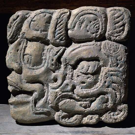 GLIFO DE BLOCKS-PROCEDE DE PALENQUE-19,7X20,8X15,5CM
MADRID, MUSEO DE AMERICA
MADRID