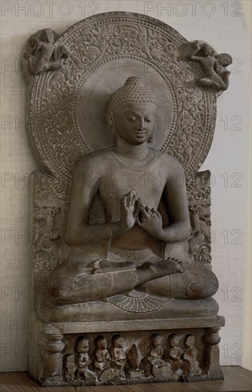 ESCUELA DE SARNATH
ESCULTURA BUDICA(GIRA RUEDA DE LA LEY)V CENTURIA-ESTIL GUPTA
SARNATH, MUSEO
INDIA
This image is not downloadable. Contact us for the high res.