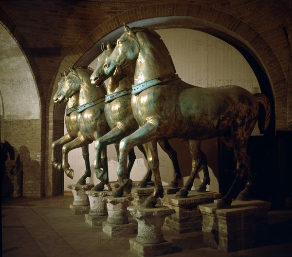 4 CABALLOS EN BRONCE(ANTES EN EXT DE LA IGL)-SE CREEN GRIEGO
VENECIA, MUSEO SAN MARCOS
ITALIA