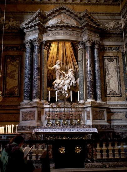 BERNINI GIAN LORENZO 1598/1680
INTERIOR-CAPILLA CORNARO-EXTASIS DE SANTA TERESA-1646
ROMA, IGLESIA DE SANTA MARIA DELLA VITTORIA
ITALIA