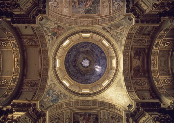 MADERNO CARLO 1556/1629
INTERIOR-CUPULA-FRESCOS DE LANFRANCO Y DOMENICHINO-S XVII
ROMA, IGLESIA DE SAN ANDREA VALLE
ITALIA
