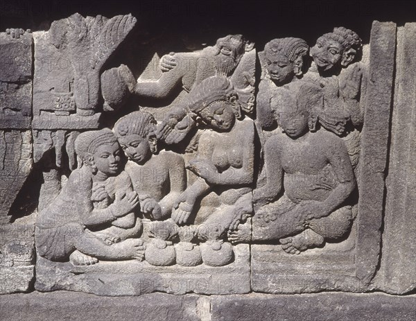 TEMPLO-DET PANEL CON ALTORELIEVES DE ESCENA COTIDIANA DE MUJERES
JAVA, TEMPLOS DE PRAMBANAN
INDONESIA
This image is not downloadable. Contact us for the high res.