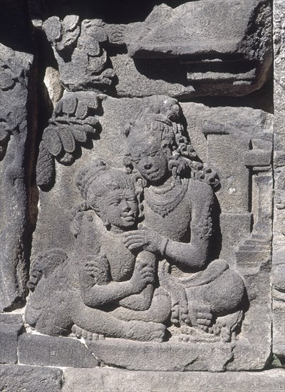 TEMPLO-DET PANEL CON ALTORELIEVES DE PAREJA DE MUJERES(BAILARINAS)
JAVA, TEMPLOS DE PRAMBANAN
INDONESIA
This image is not downloadable. Contact us for the high res.