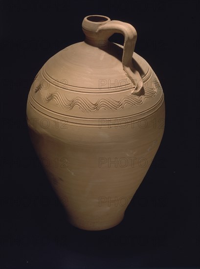 CANTARO DE BARRO CON DECORACION EN RELIEVE Y UN ASA-SIN VIDRIAR-S XX
COIN, COLECCION PARTICULAR
MALAGA