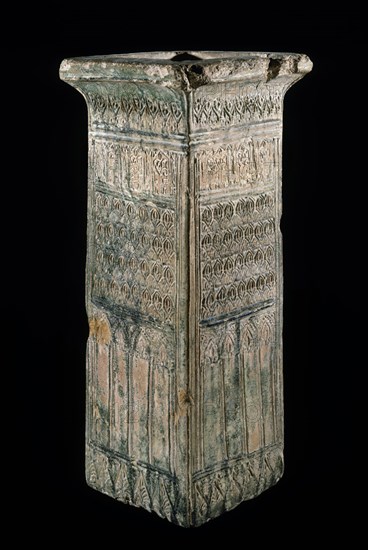 PEDESTAL BIZCOCHADO CON ESTAMPILLA ANDALUSI-S XII Y XIV-ARQUERIAS
BARCELONA, MUSEO CERAMICA
BARCELONA
This image is not downloadable. Contact us for the high res.