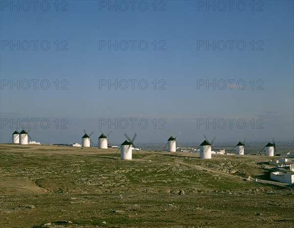 Les moulins à vent de Campo de Criptana, en Espagne