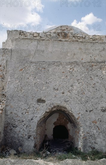 RUINAS DEL ANTIGUO HORNO ARABE PARA COCER CERAMICA - ENTRADA
COLMENAR DE OREJA, EXTERIOR
MADRID