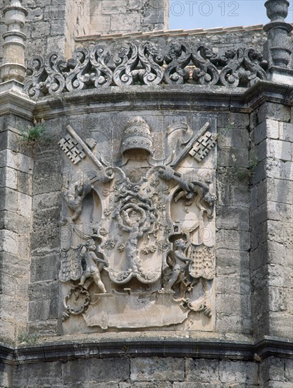 EXTERIOR-DETALLE DEL ESCUDO DEL PAPA JULIO II EN EL ABSIDE
BURGO DE OSMA, CATEDRAL
SORIA
This image is not downloadable. Contact us for the high res.