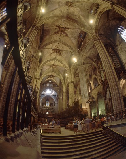 ROQUER BERNARDO
INTERIOR-NAVE MAYOR CON EL CORO(OBRA DE DEU Y JOHAN)Y TURISTAS-S XIV
BARCELONA, CATEDRAL
BARCELONA