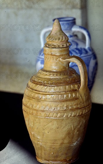 CANTARO CON TAPA DECORADO CON INCISIONES-S XX ARTE POPULAR
TIEDRA, COLECCION PARTICULAR
VALLADOLID

This image is not downloadable. Contact us for the high res.