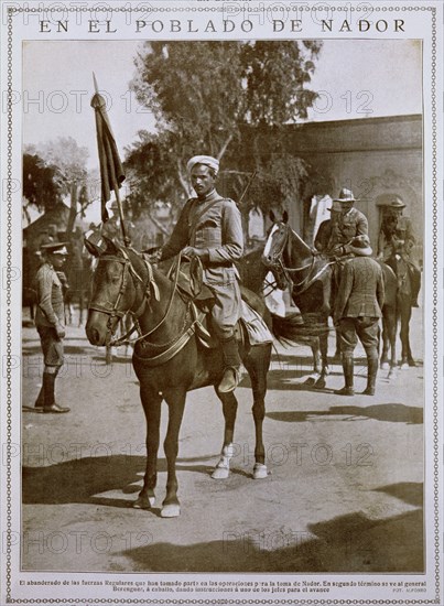 "ESFERA"RECONQUISTA DE NADOR:ABANDERADO Y GRAL BERENGUER DETRAS-1920 - DESASTRE DE ANNUAL