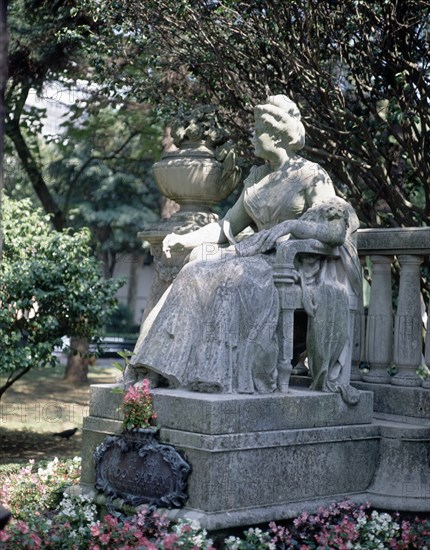 JARDINES DE MENDEZ NUÑES-ESTATUA SEDENTE DE LA CONDESA EMILIA PARDO BAZAN
CORUÑA, EXTERIOR
CORUÑA

This image is not downloadable. Contact us for the high res.