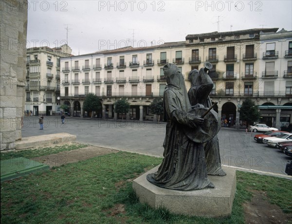 MONUMENTO A LA COFRADIA DE JESUS DE NAZARENO EN LA PLAZA MAYOR
ZAMORA, EXTERIOR
ZAMORA