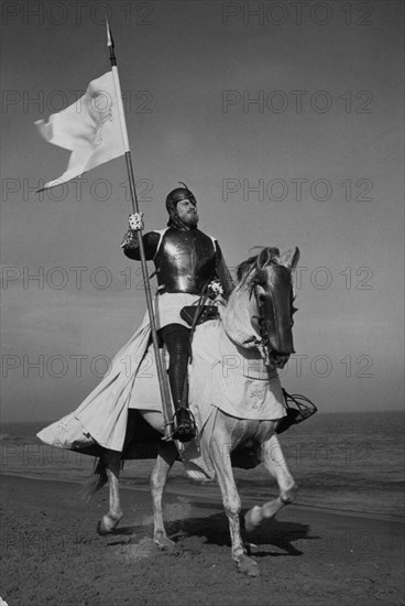 ESCENA"EL CID"POR CHARLTON HESTON/SOFIA LOREN(EEUU/ESPAÑA COPRODUCCION)

This image is not downloadable. Contact us for the high res.