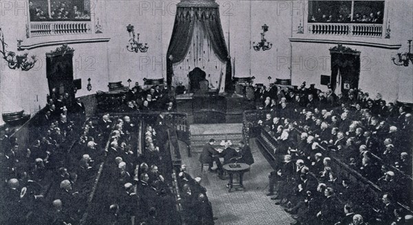 REUNION POLITICA EN EL SENADO 1910-FOTOGRAFIA DE BLANCO Y NEGRO
MADRID, SENADO-BIBLIOTECA
MADRID

This image is not downloadable. Contact us for the high res.