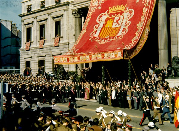 Procession during the proclamation ceremony of King Juan Carlos