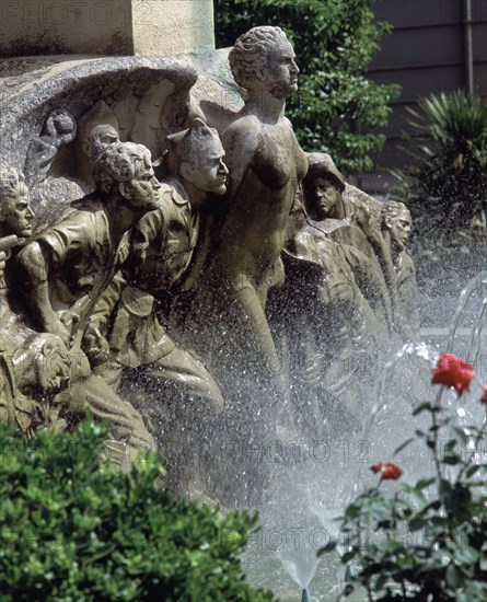 MONUMENTO AL EXCMO GRAL LEOPOLDO SARO MARIN-DET SOLDADOS Y FUENTE
UBEDA, EXTERIOR
JAEN