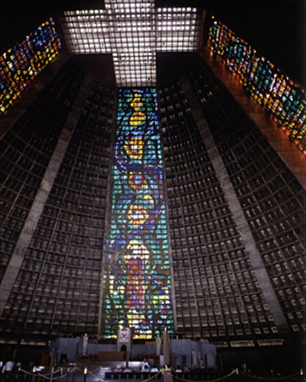 INTERIOR-NAVE CENTRAL HACIA LA CABECERA Y VIDRIERA
RIO DE JANEIRO, CATEDRAL NUEVA
BRASIL

This image is not downloadable. Contact us for the high res.