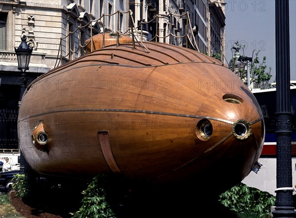 MONTURIOL NARCISO 1819/85
SUBMARINO DE MONTURIOL-REPRODUCCION-1ªINMERSION EN BARNA EL 2/10/1864
BARCELONA, EXTERIOR
BARCELONA