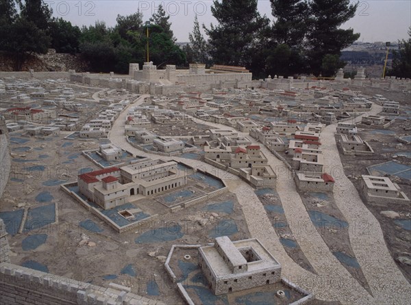 VISTA GENERAL DESDE EL NORTE-CASAS Y RECINTO DEL TEMPLO AL FONDO
JERUSALEN, MAQUETA DE JERUSALEN
ISRAEL
This image is not downloadable. Contact us for the high res.
