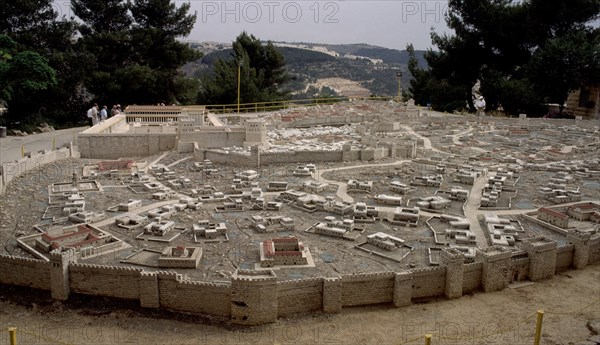 VISTA CON MURALLA DE LA CIUDAD DE HERODES Y EL TEMPLO AL FONDO
JERUSALEN, MAQUETA DE JERUSALEN
ISRAEL