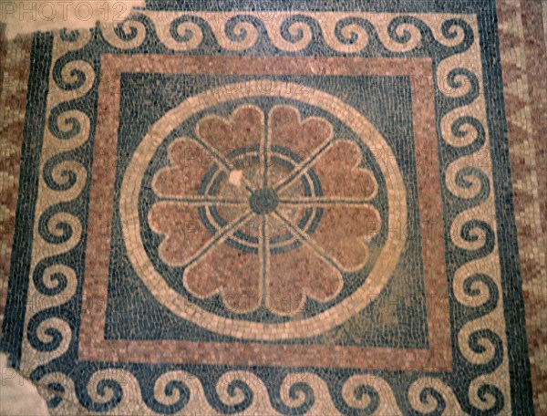 INTERIORET MOSAICO EN LA PARED PERTENECIENTE AL PERIODO DE HERODES
MASADA, PALACIO
ISRAEL