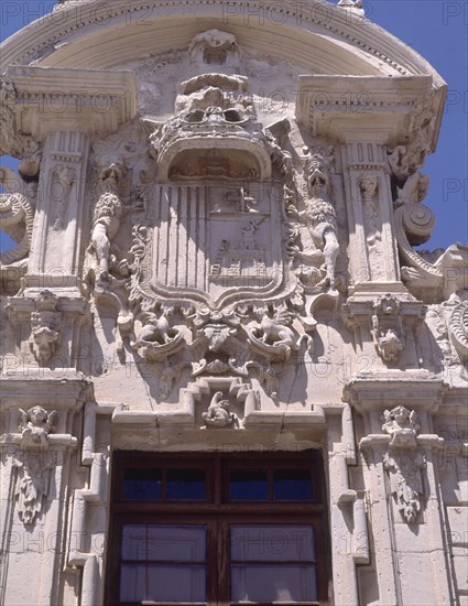 EXTERIOR-PORTADA-DET SUPERIOR-BLASON
BALTANAS, COLEGIO MILAGROSA
PALENCIA