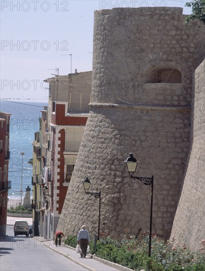 FORTALEZA MEDIEVAL - CALLE QUE BAJA AL PASEO MARITIMO
VILLAJOYOSA, EXTERIOR
ALICANTE

This image is not downloadable. Contact us for the high res.