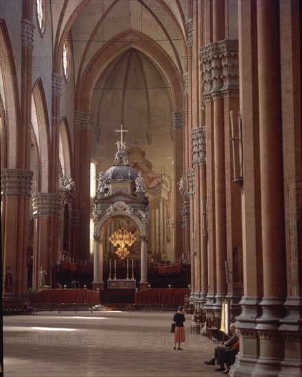 VICENZO ANTONIO DI
NAVE CENTRAL DE LA BASILICA DE SAN PETRONIO - ESTILO GOTICO- S XIV - ALTAR MAYOR
BOLONIA, BASILICA SAN PETRONIO
ITALIA

This image is not downloadable. Contact us for the high res.