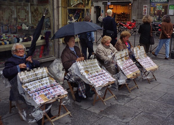 VENDEDORAS DE LOTERIA
MADRID, PUERTA DEL SOL
MADRID
This image is not downloadable. Contact us for the high res.
