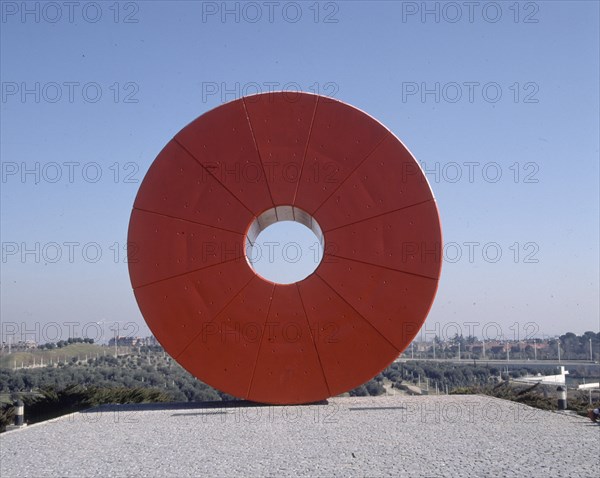 ESCULTURA CIRCULAR POLICROMADA DENOMINADA "DONUTS"
MADRID, IFEMA-PARQUE JUAN CARLOS I
MADRID

This image is not downloadable. Contact us for the high res.