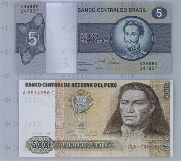 BILLETES EN DESUSO DE QUINIENTOS INTIS PERUANOS Y DE CINCO CRUZEIROS BRASILEÑOS- ANVERSO