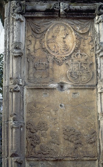 MONUMENTO CONMEMORATIVO A CARLOS III - S XVIII
CAROLINA LA, EXTERIOR
JAEN