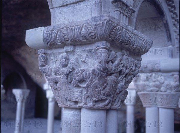 ENTRADA DE JESUS EN JERUSALEN - CAPITEL DEL CLAUSTRO ROMANICO - S XII
BOTAYA, MONANSTERIO DE SAN JUAN DE LA PEÑA
HUESCA