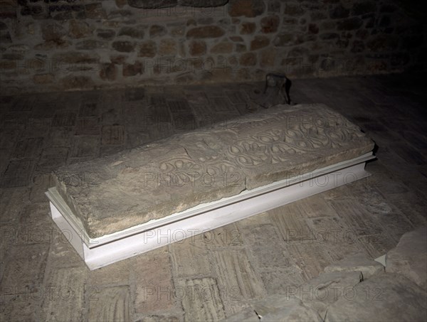 MUSEO - LOSA DE PIEDRA CON DECORACION VEGETAL
BOTAYA, MONANSTERIO DE SAN JUAN DE LA PEÑA
HUESCA