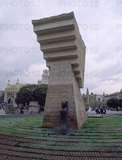 MONUMENTO A FRANCESC MACIA I LLUSA EN LA PLAZA DE CATALUÑA
BARCELONA, EXTERIOR
BARCELONA

This image is not downloadable. Contact us for the high res.